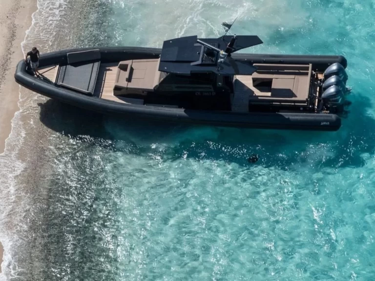 RIB to hire Mahón at the best price