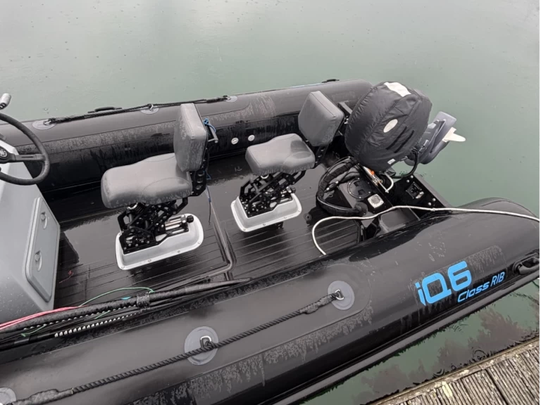 3D Tender IQ6 charter bareboat or skippered in  Marseille