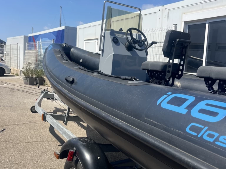 Yacht charter Marseille - 3D Tender IQ6 on SamBoat