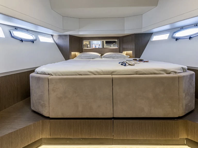 Yacht hire Ibiza Town cheap 14m