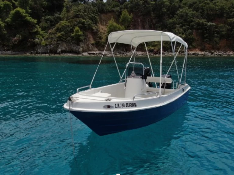 Yacht charter Kardamyli - Assos 485 on SamBoat