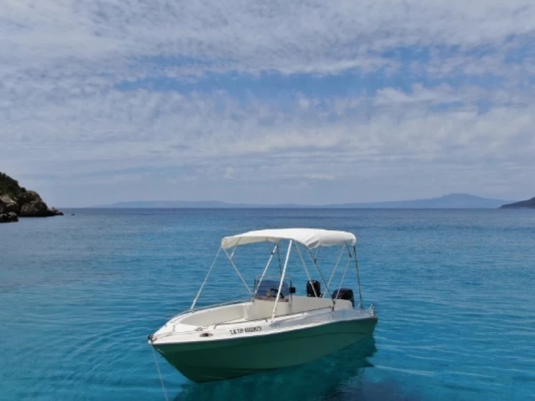 Motorboat to hire Kardamyli at the best price