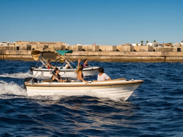 Yacht charter Ciutadella de Menorca - Polyester Yacht Marion 500 on SamBoat