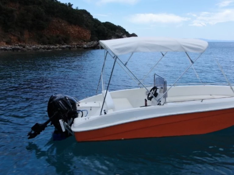 Hire Motorboat with or without skipper Assos Kardamyli