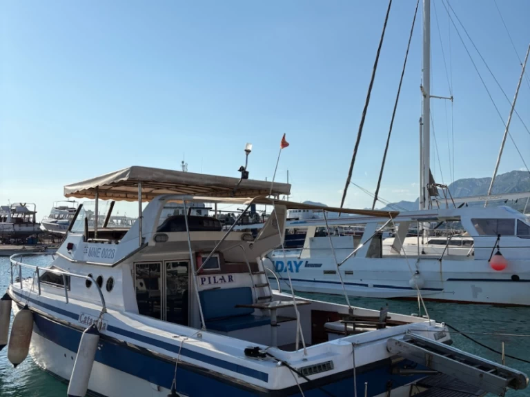 Yacht hire Bar cheap Rio 1000 Fly