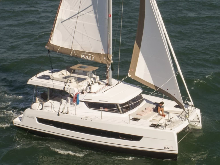 Yacht charter Saint-Mandrier-sur-Mer - Bali Catamarans Bali Catspace Voile on SamBoat