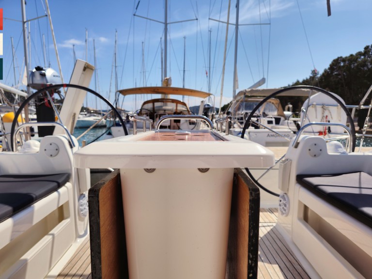 Hire Sailboat Dufour with a boat licence