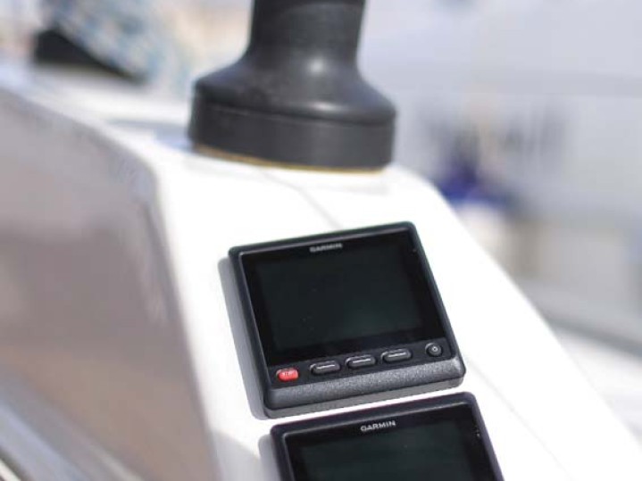 Hire Sailboat Bavaria with a boat licence