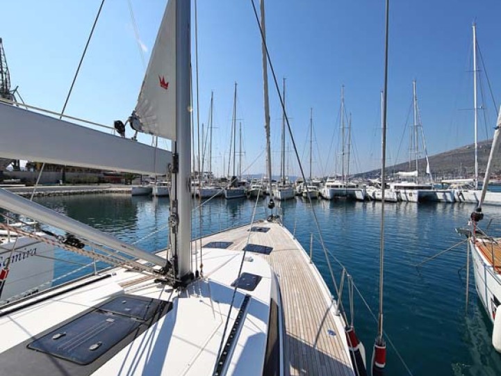 Yacht charter Murter-Kornati - Bavaria Cruiser 56 on SamBoat
