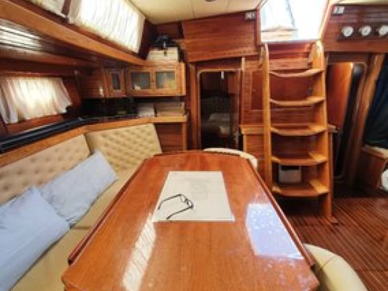 Hire Sailboat with or without skipper Anassis Cagliari