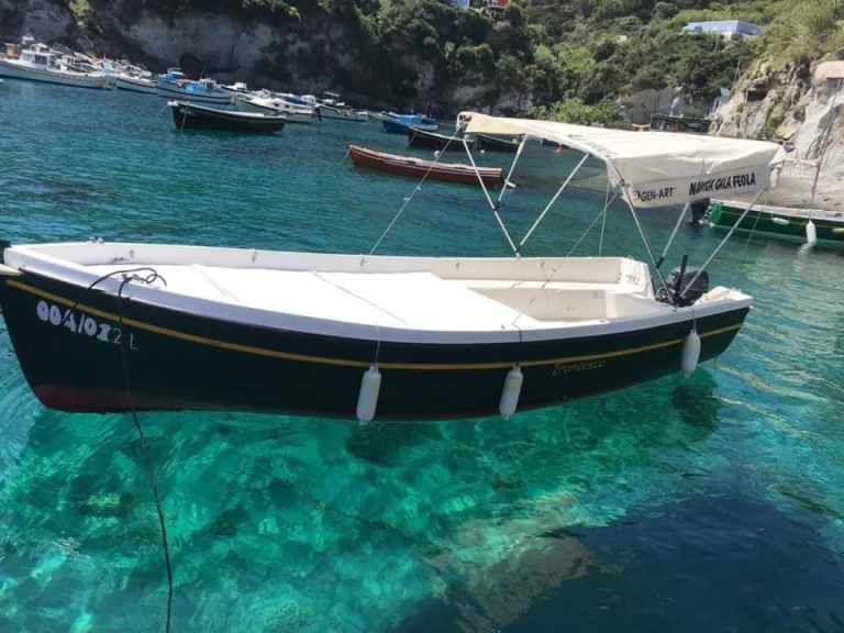 Motorboat to hire Ponza at the best price