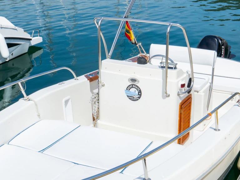 Hire Motorboat Capelli with a boat licence