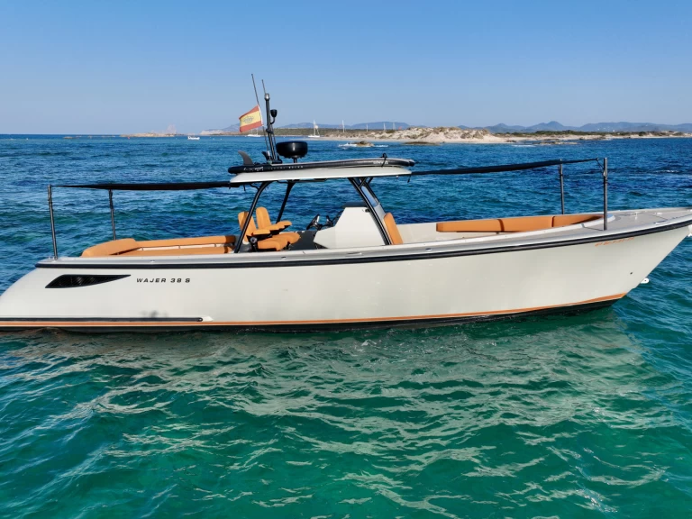 Hire Motorboat with or without skipper WAJER 38S Ibiza Town