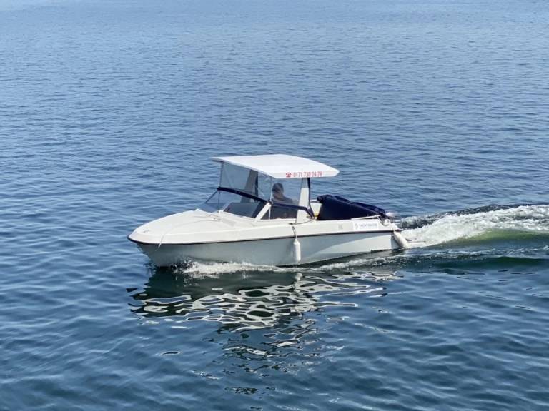 Hire Canal boat with or without skipper Tagescharter Waren (Müritz)