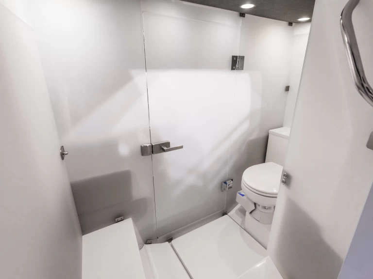 Motorboat hire in Empuriabrava - Axopar Axopar 37 T-Top