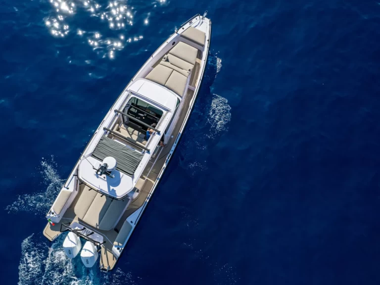 Hire a Axopar Axopar 37 T-Top Empuriabrava