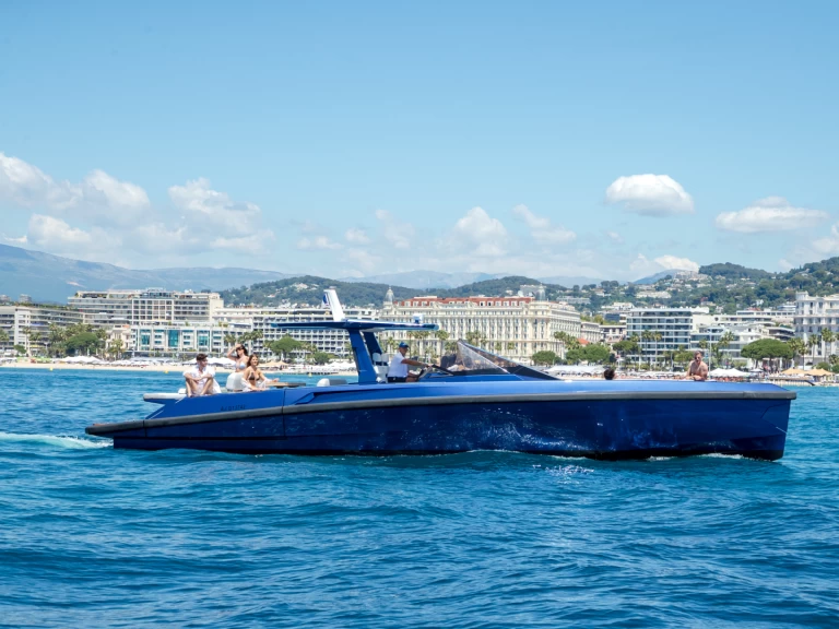 Motorboat hire in Cannes - WALLY YACHTS WALLY TENDER