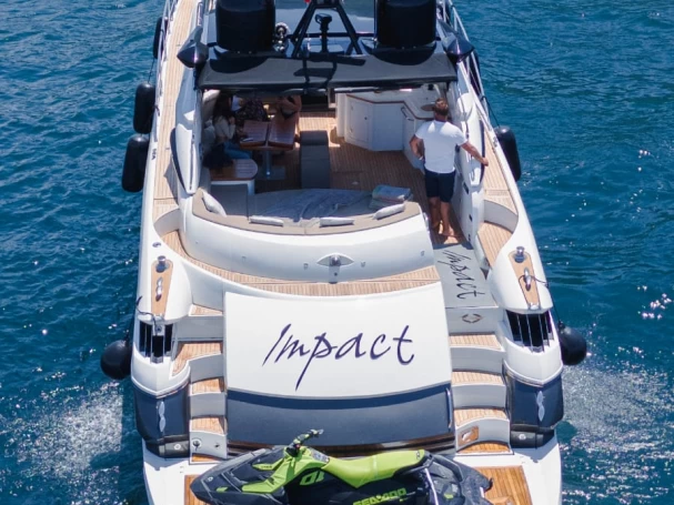 Charter a Sunseeker Predator 68 in Naples on Samboat