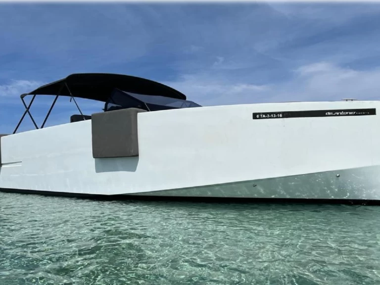 Yacht hire Ibiza Town cheap D33 Open