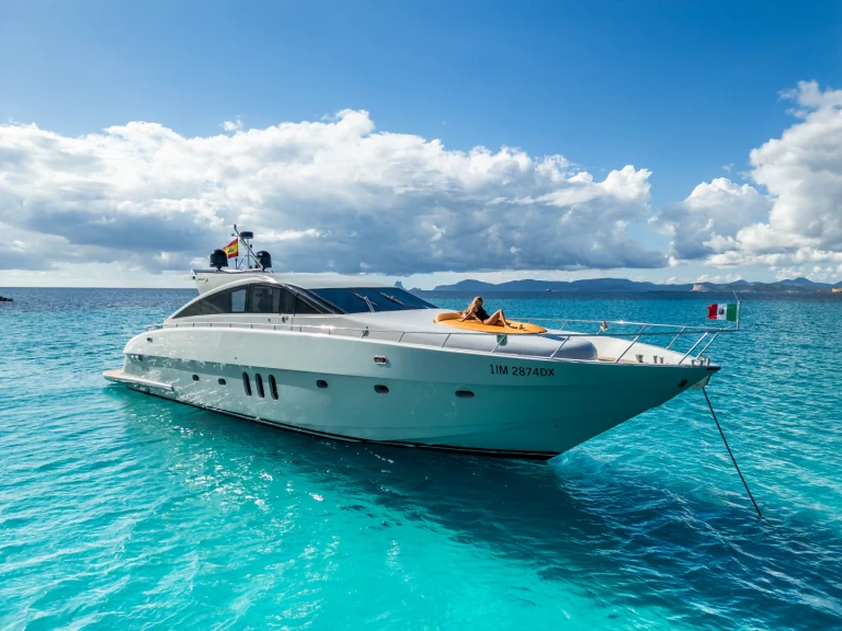 Luxury Yacht to hire Ibiza Town at the best price