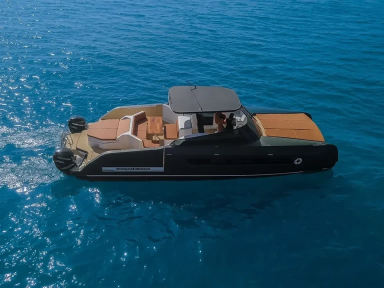 Hire a HOUSE OF HÜTTER DR. NO Ibiza Town