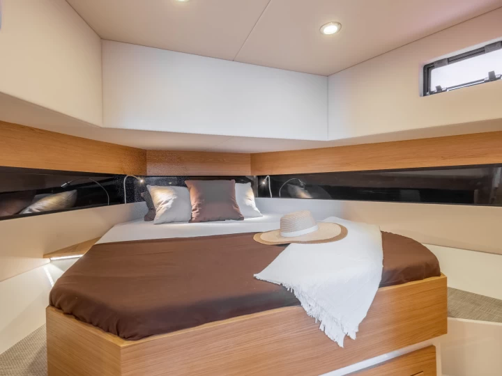 Motorboat to hire Ibiza Town at the best price