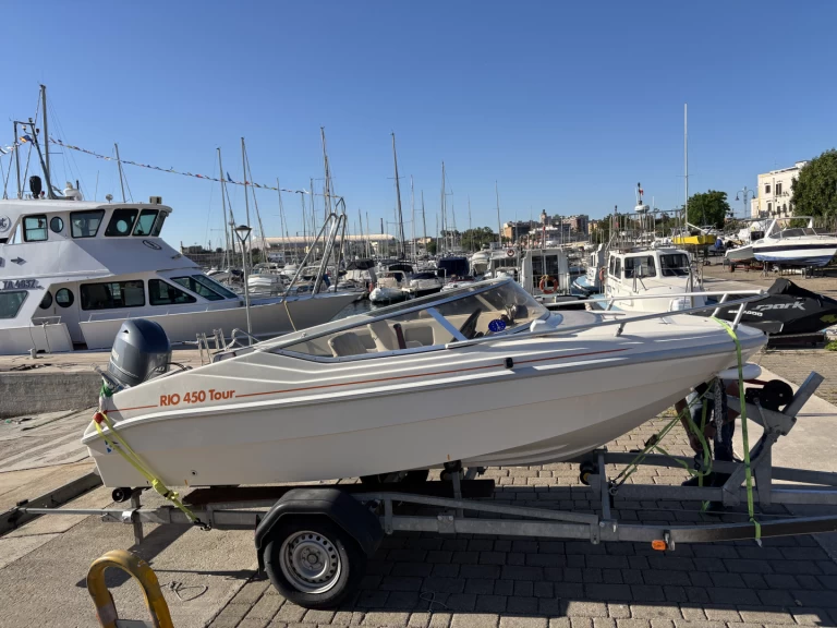 Rio Rio 450 Tour charter bareboat or skippered in  Venice