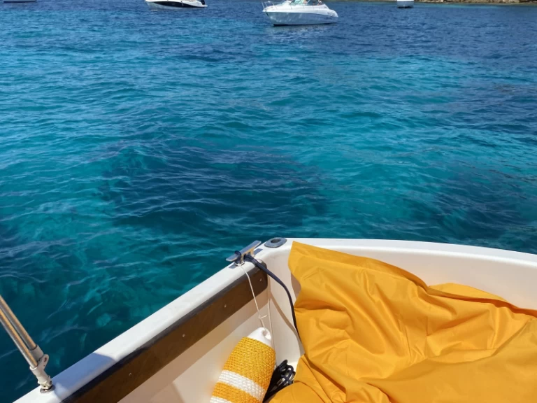 Motorboat hire in Cannes - gio mare GIO 212