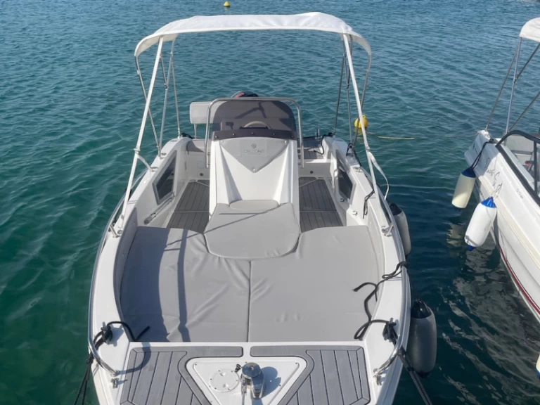 Yacht charter Rovinj - Orizzonti Andromeda on SamBoat