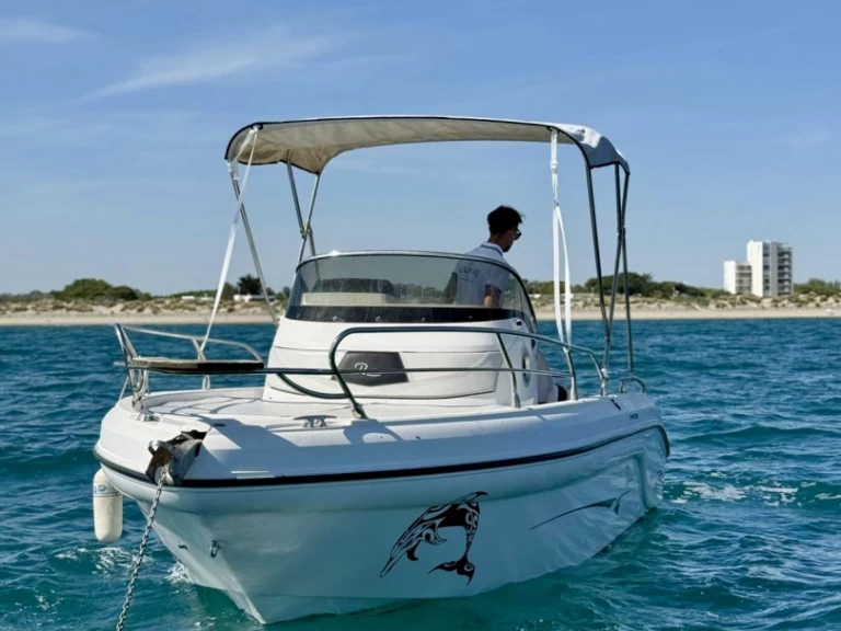 Hire a Ranieri Shadow 20 Carnon-Plage