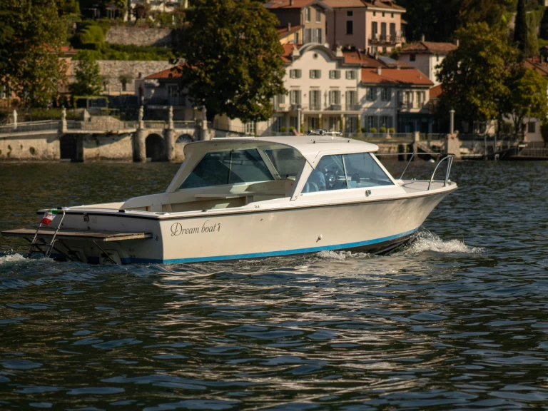 Hire Motorboat with or without skipper Bertram Como (City)
