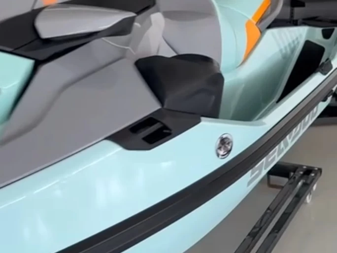 Yacht hire Santa Eulària des Riu cheap Wake 