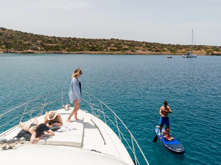 Motorboat to hire Athens at the best price