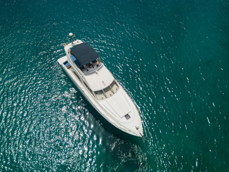 Hire Motorboat Princess with a boat licence