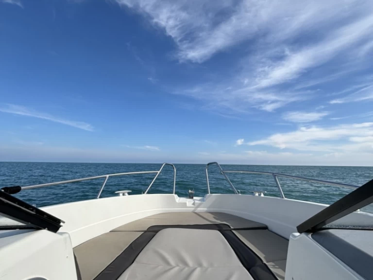 Hire a Jeanneau Cap Camarat 6.5 BR Antibes