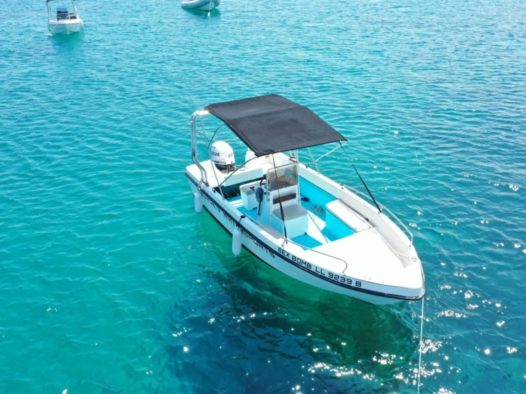 Yacht hire Latchi cheap AMATHUNTA 180