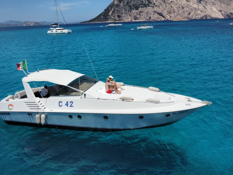 Hire Motorboat with or without skipper Tecnomarine Porto Rotondo