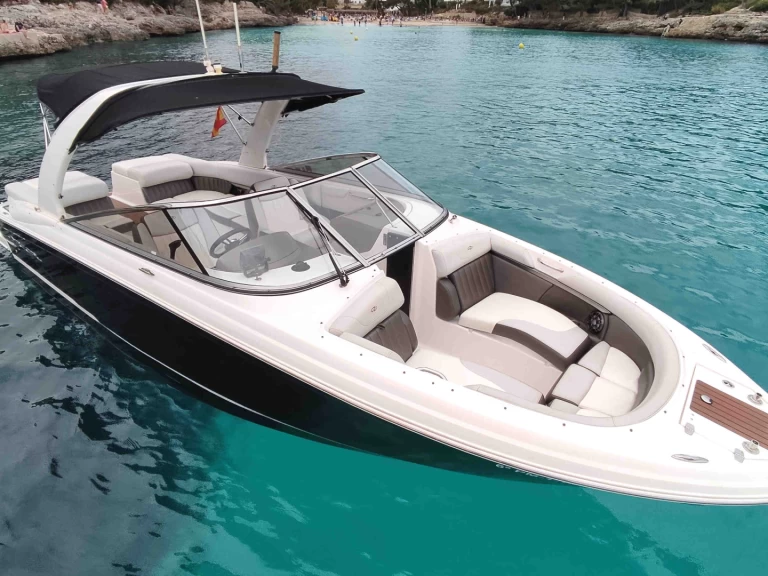 Hire a Régal 2700 Cala d'Or