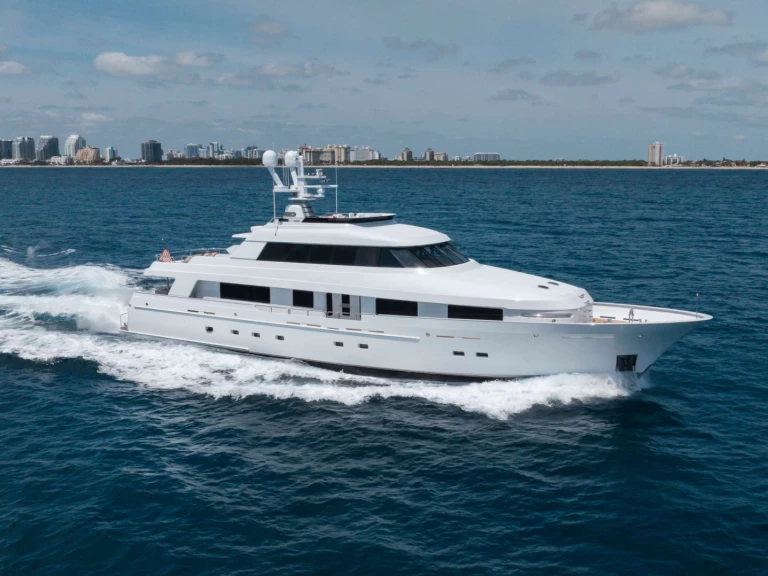 delta LANIDA charter bareboat or skippered in  Miami
