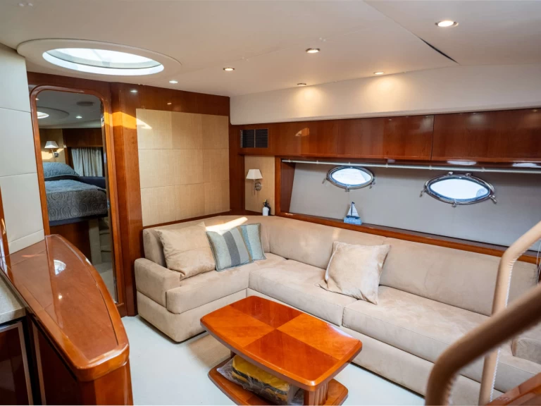 Charter a Princess Viking Searenity in Freeport on Samboat