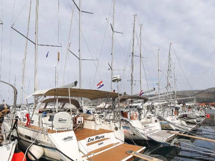 Yacht hire Jezera cheap Cruiser 50