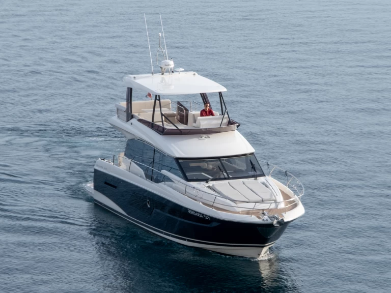 Hire Luxury Yacht with or without skipper Jeanneau Split