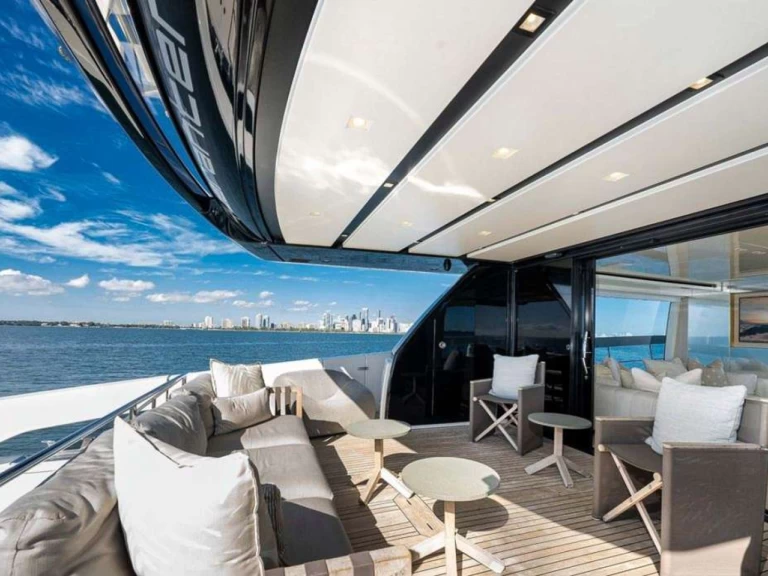 Yacht hire State of Florida cheap Vasiliki