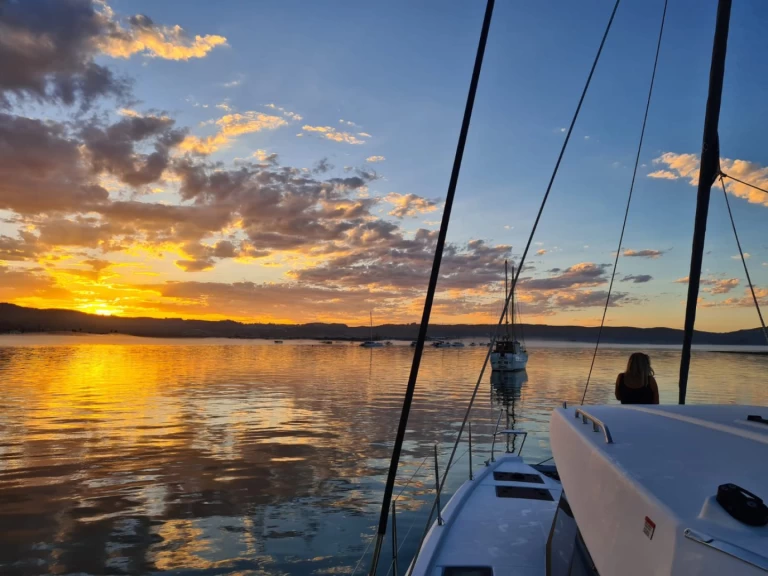 Charter a Leopard Catamarans / Robertson & Caine Leopard 45 - 3 + 1 cab. in South Malé Atoll on Samboat