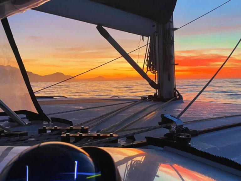 Hire Catamaran Leopard Catamarans / Robertson & Caine with a boat licence