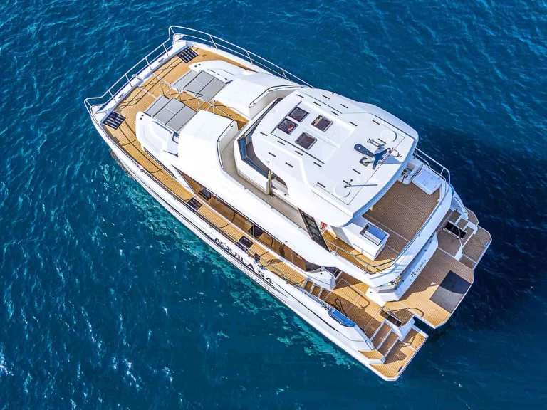 Luxury Yacht hire in Split - Aquila By My Side
