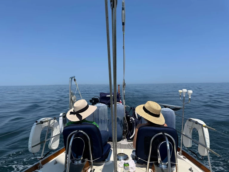 Yacht hire Boston cheap Tyche