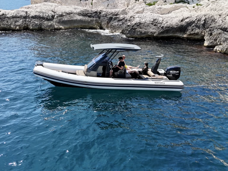 Charter a Brig Eagle 8 in Marseille on Samboat