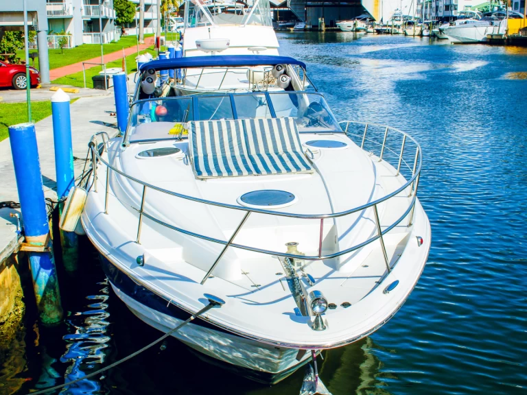 Hire Motorboat with or without skipper Régal North Miami Beach