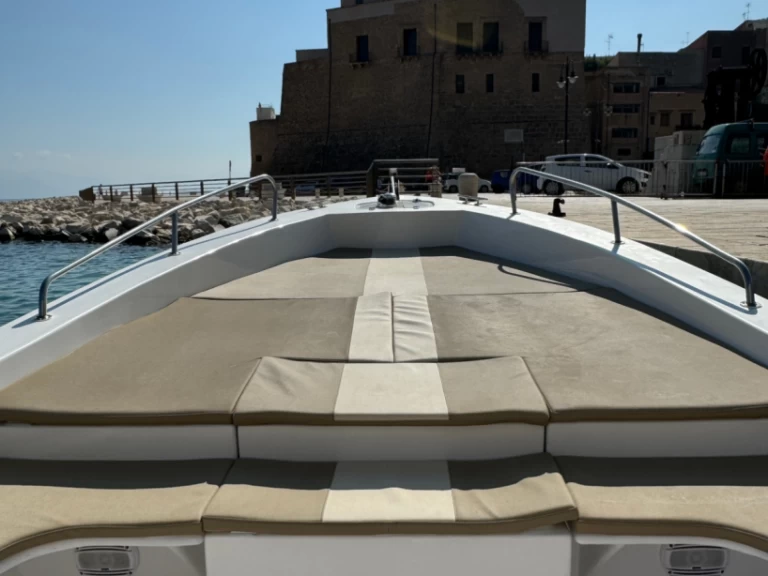 Yacht hire Castellammare del Golfo cheap Open 860